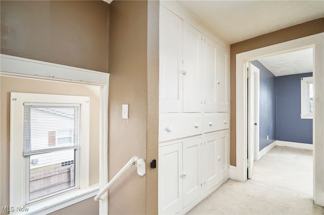 329 Belle Avenue SW, Hartville, OH 44632