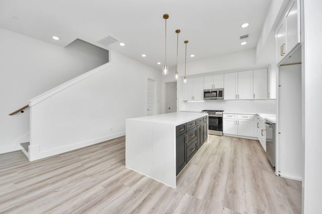 2408 Lorraine Street, Houston, TX 77026