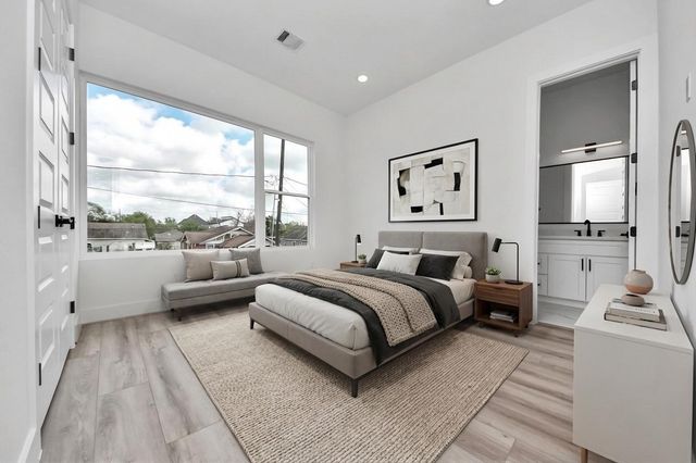 2408 Lorraine Street, Houston, TX 77026