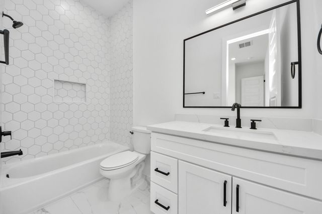 2408 Lorraine Street, Houston, TX 77026