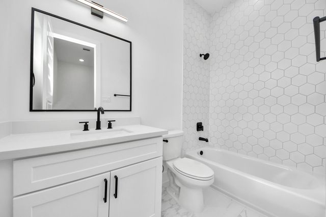 2408 Lorraine Street, Houston, TX 77026