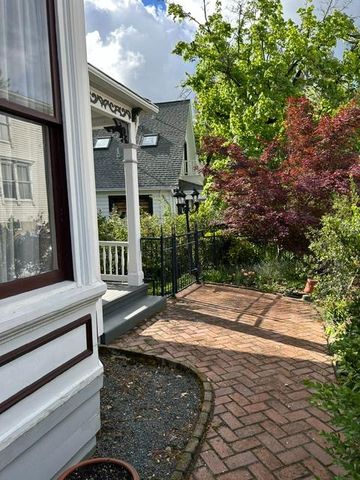 523 W Broad St, Nevada City, CA 95959