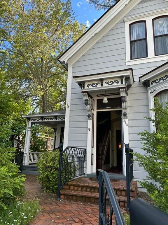 523 W Broad St, Nevada City, CA 95959