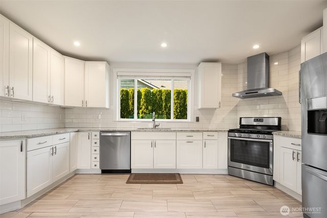 123 Avenue E, Snohomish, WA 98290