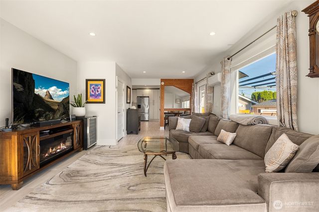 123 Avenue E, Snohomish, WA 98290