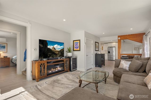 123 Avenue E, Snohomish, WA 98290