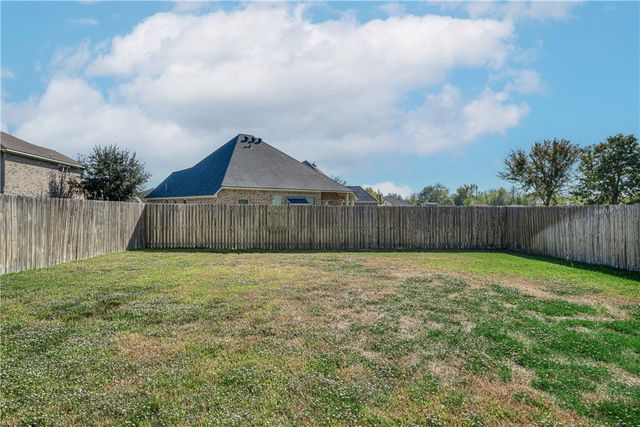 4207 Quartz Creek Court, College Station, TX 77845