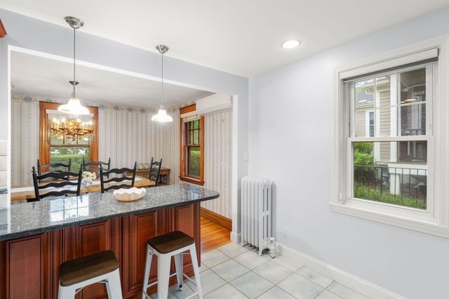 1929 Commonwealth Ave, Newton, MA 02466