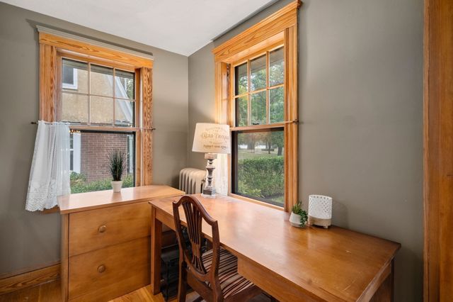 1929 Commonwealth Ave, Newton, MA 02466