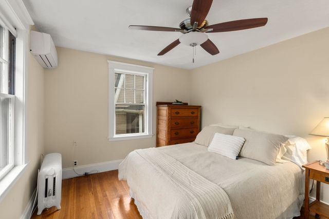 1929 Commonwealth Ave, Newton, MA 02466