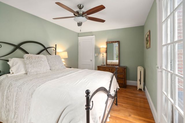 1929 Commonwealth Ave, Newton, MA 02466