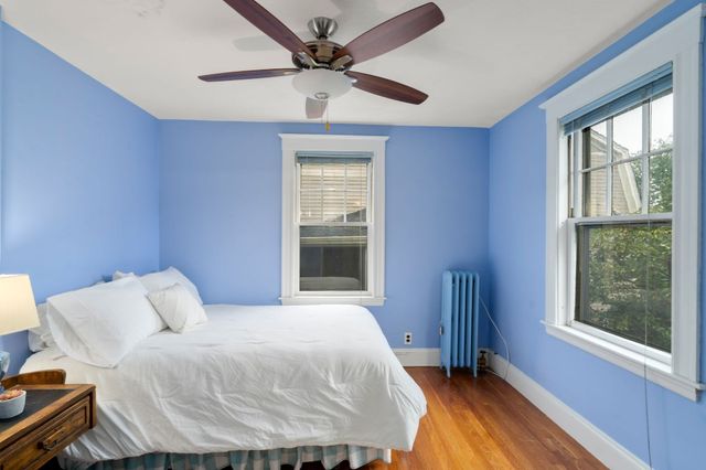 1929 Commonwealth Ave, Newton, MA 02466