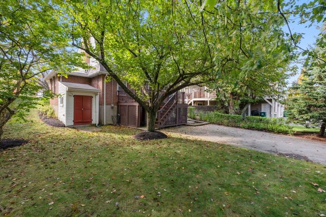 1929 Commonwealth Ave, Newton, MA 02466