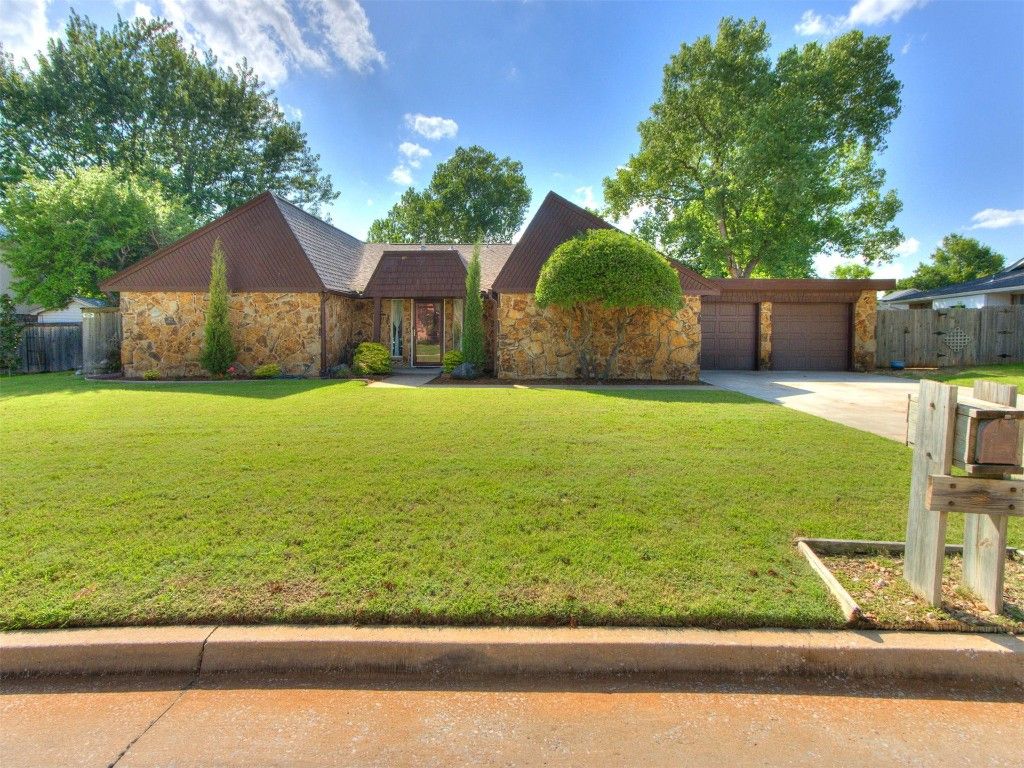 12409 Arrowhead Terrace, Oklahoma City, OK 73120