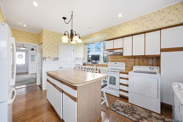 195 Cedar Street, Hempstead, NY 11550