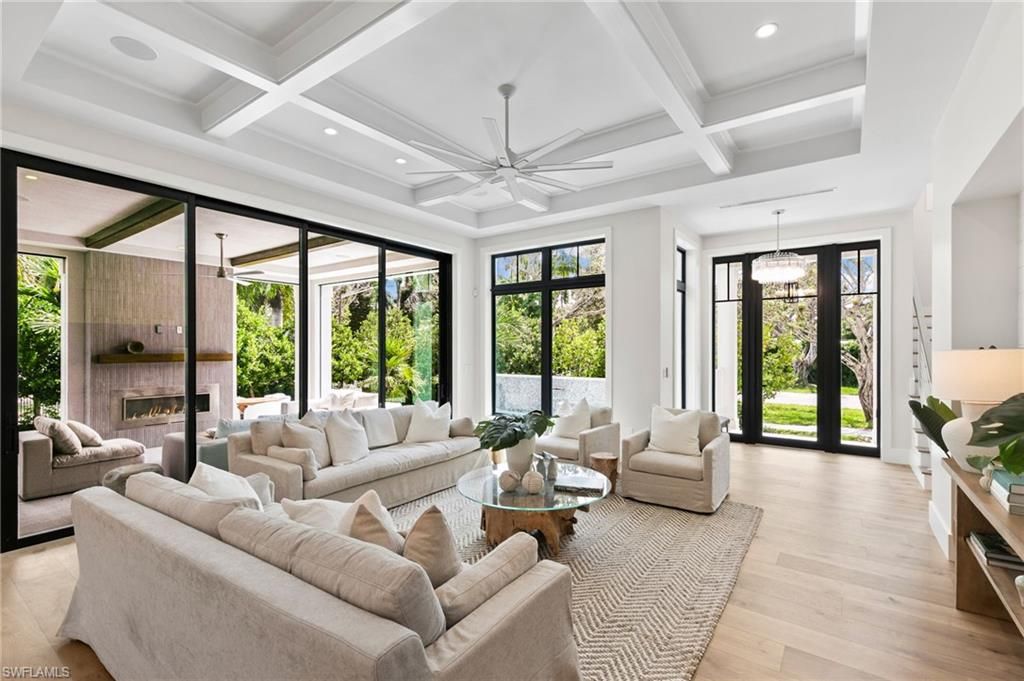 1191 7th AVE N, NAPLES, FL 34102 — photo 3