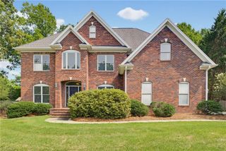 4 Willow Oak Court, Greensboro, NC 27408