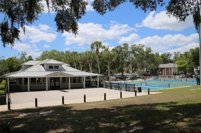 631 SAND LAKE COURT, Mount Dora, FL 32757
