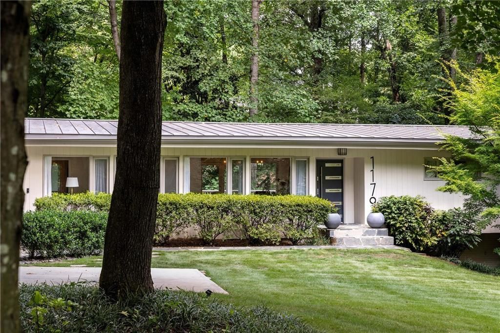 1179 Milmar NW Drive, Atlanta, GA 30327