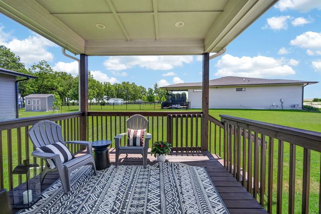 616 Elkwood Circle, Norwalk, IA 50211