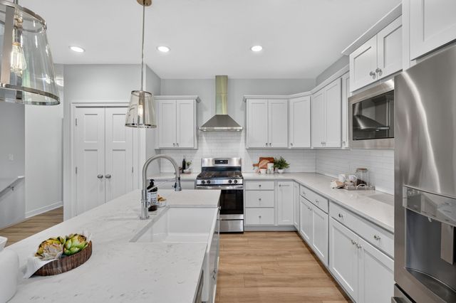 616 Elkwood Circle, Norwalk, IA 50211