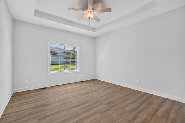 616 Elkwood Circle, Norwalk, IA 50211