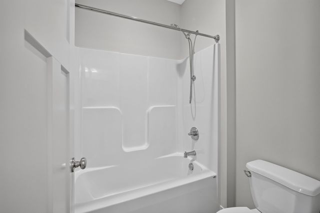 616 Elkwood Circle, Norwalk, IA 50211
