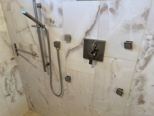 9532 Taylor River Circle, Littleton, CO 80125