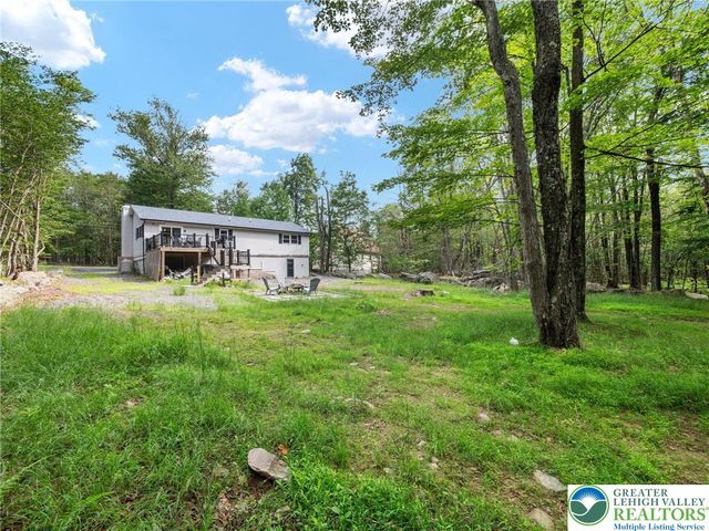 1533 Black Birch Way, Coolbaugh Twp, PA 18466