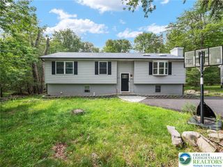 1533 Black Birch Way, Coolbaugh Twp, PA 18466