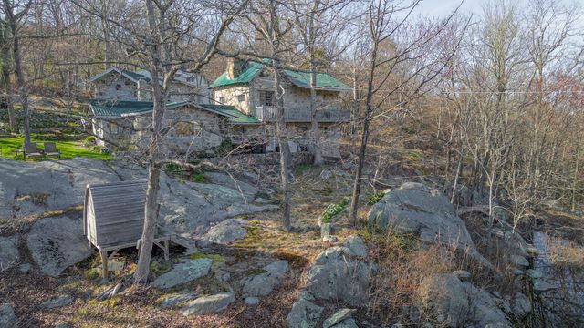 63 Hortontown Hill Road, Hopewell Junction, NY 12533