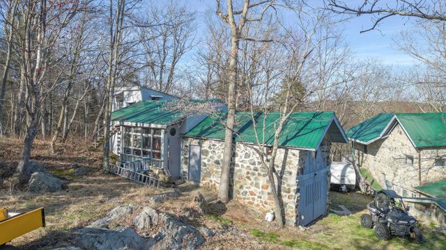 63 Hortontown Hill Road, Hopewell Junction, NY 12533