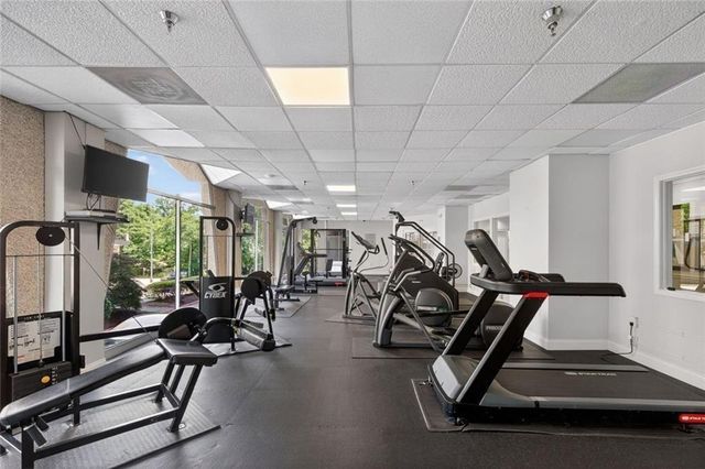 2479 Peachtree Road NE 816, Atlanta, GA 30305