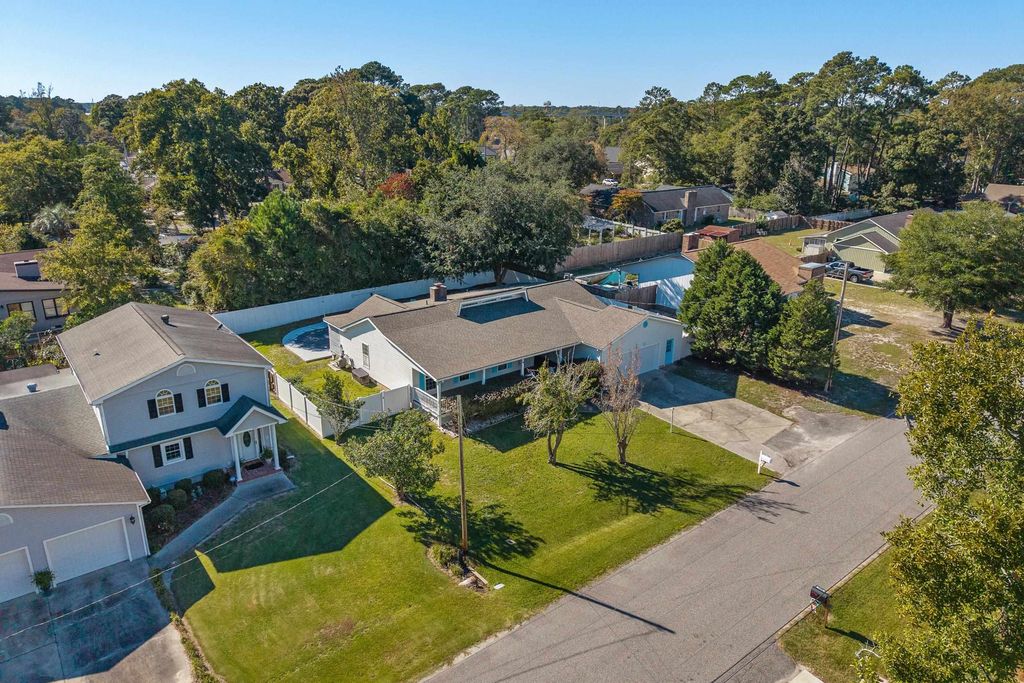 1609 27th Ave. N, North Myrtle Beach, SC 29582 — photo 2