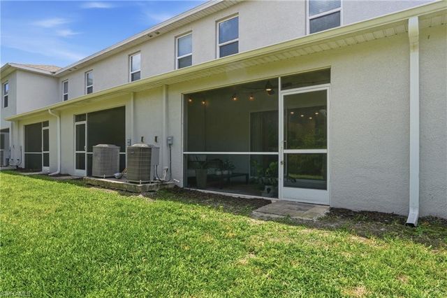 15453 Wildflower CIR, Naples, FL 34119