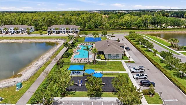 15453 Wildflower CIR, Naples, FL 34119