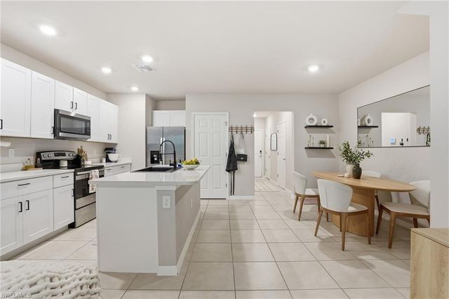 15453 Wildflower CIR, Naples, FL 34119