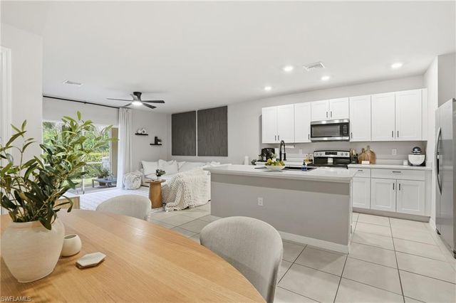 15453 Wildflower CIR, Naples, FL 34119