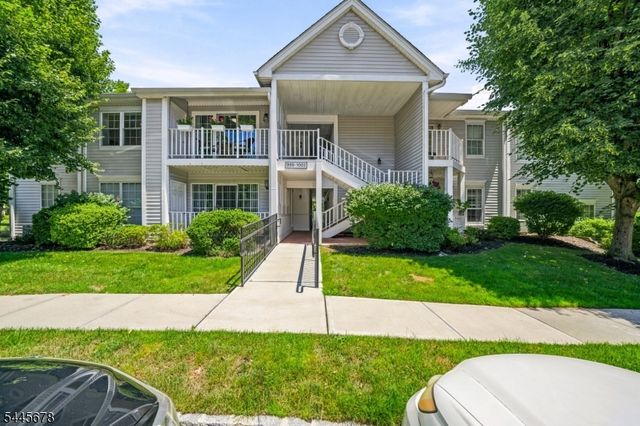 1002 Boxwood Ct, Mahwah Twp., NJ 07430