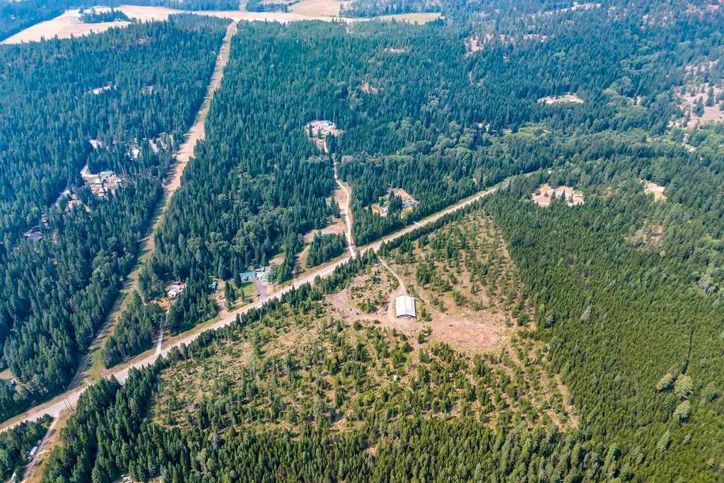 6833 Coyote Trail Lot B & C, Newport, WA 99156 photo 4