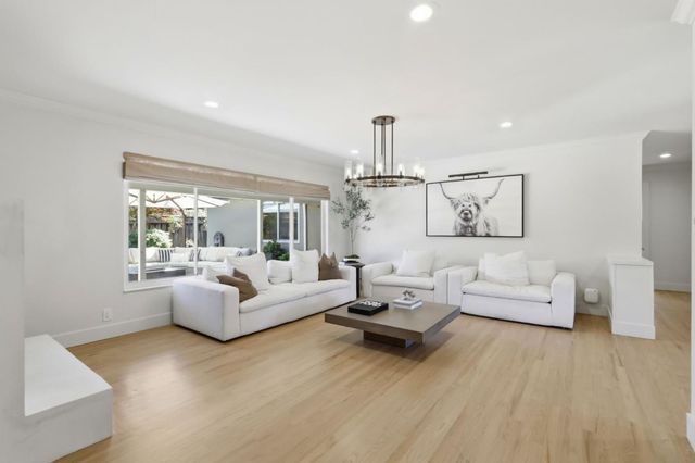 1132 Denise Way, San Jose, CA 95125