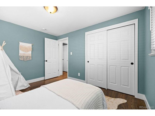 1528 S Jamaica St, Aurora, CO 80012