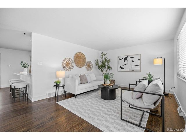 1528 S Jamaica St, Aurora, CO 80012