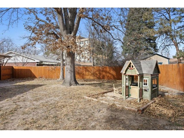 1528 S Jamaica St, Aurora, CO 80012