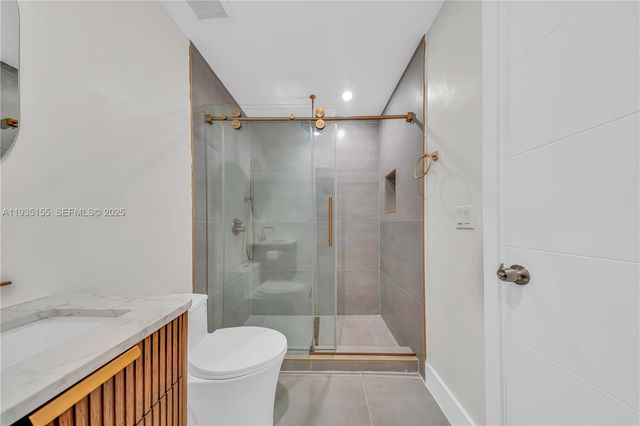 807 NW 51st St, Miami, FL 33127