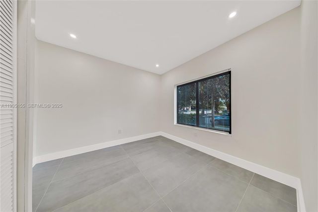 807 NW 51st St, Miami, FL 33127