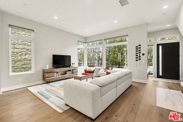 12660 Millennium Drive, Los Angeles, CA 90094