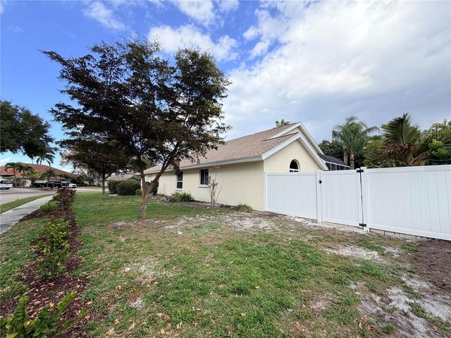 8317 9TH AVENUE TERRACE NW, Bradenton, FL 34209