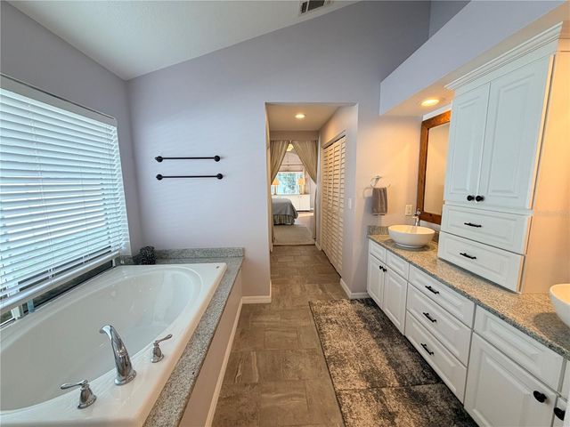 8317 9TH AVENUE TERRACE NW, Bradenton, FL 34209