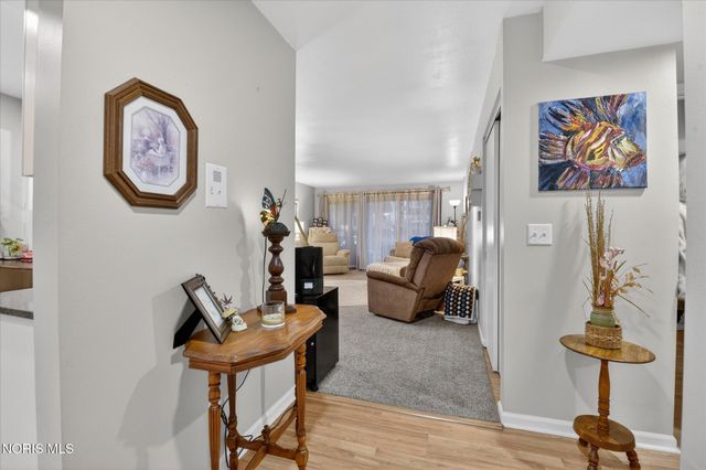 5679 Monroe Street, 303, Sylvania, OH 43560